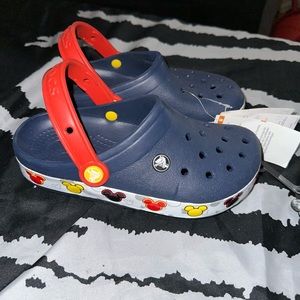 Crocs crocband Mickey light up clog sz 3 NWT